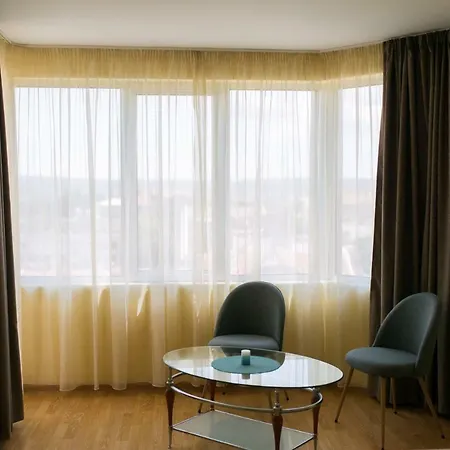 Sunny In The Centre Of Apartment